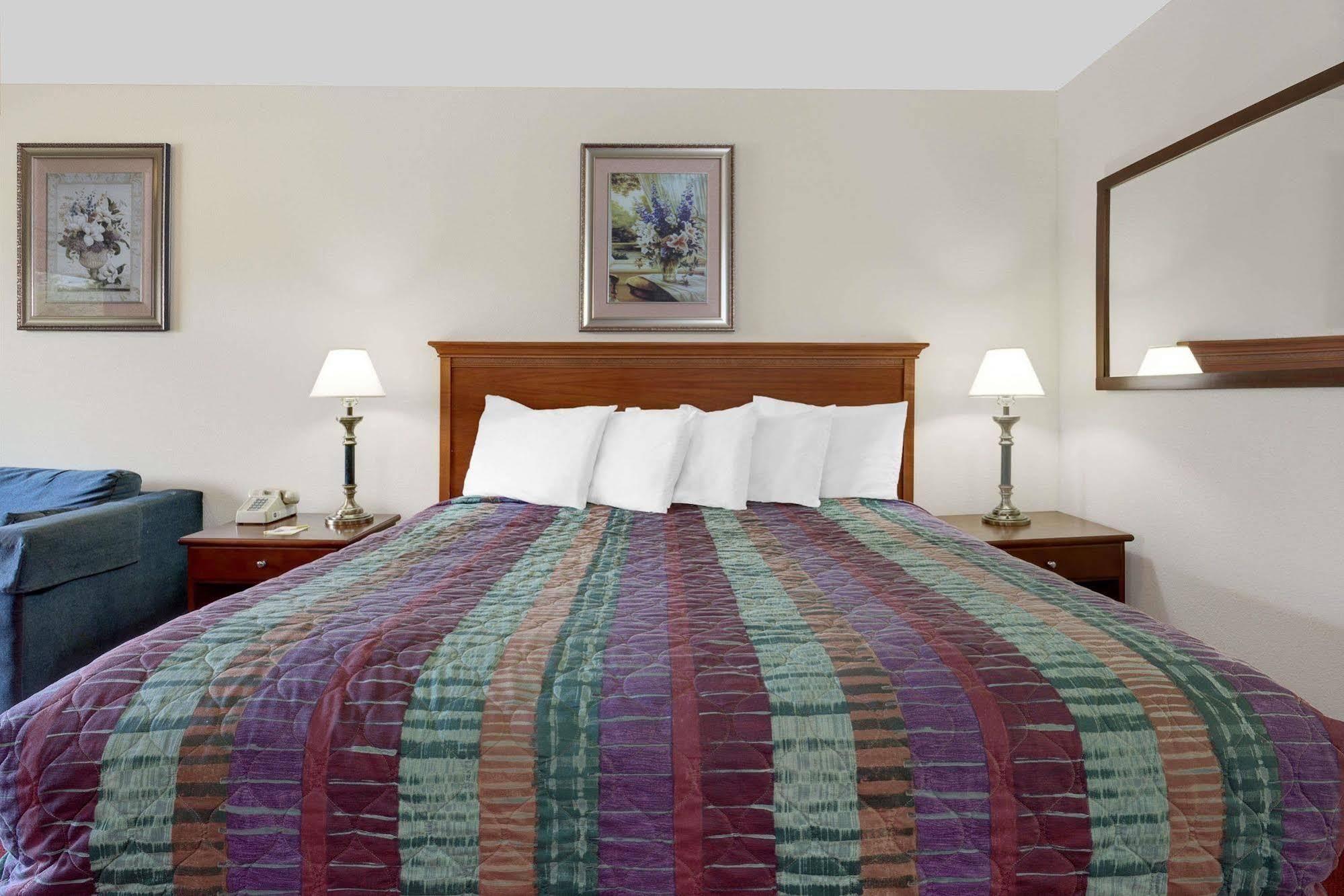 Hotel Olympic & Port Angeles